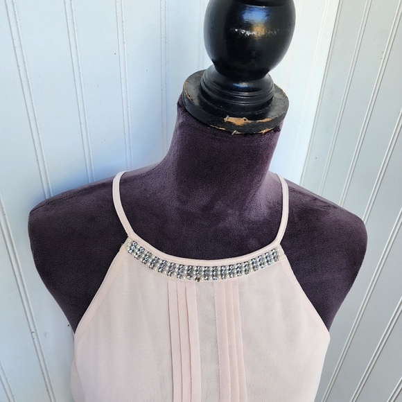Express Womens Beaded Collar Tank Blush Pink Elastic Hem Back Neck Keyhole Sz M - Picture 3 of 12
